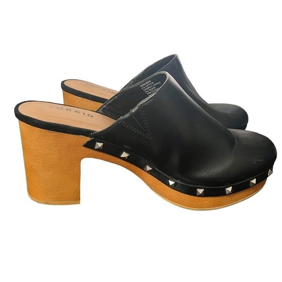 Torrid Platform Wooden Heel Mule - Picture 6 of 11